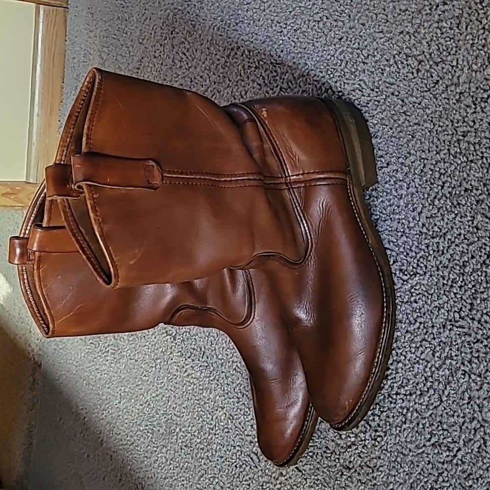 Red wing pecos boots